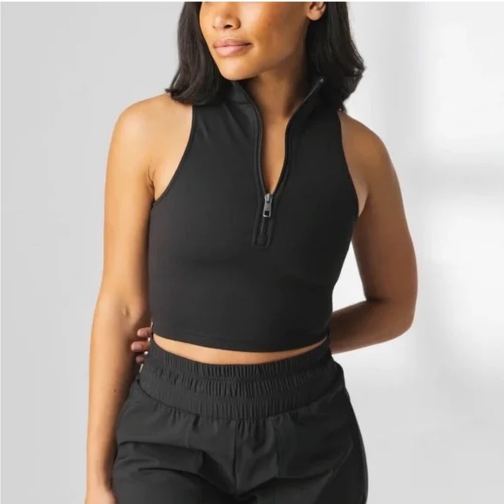 Vitality Refine Bra Crop Top size MEDIUM